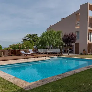 Romantic Modern Private Swimming Pool 5 Min Walk From Centre Apartamento
